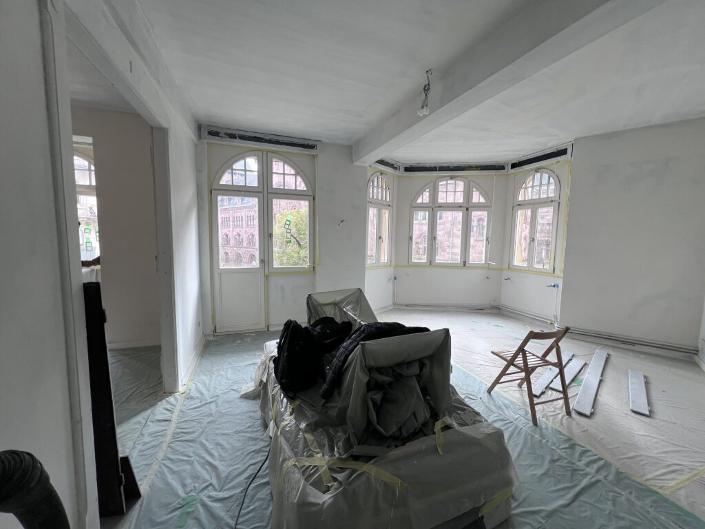 Intervention rénovation et peinture a metz pendant Intervention rénovation et peinture a metz pendant