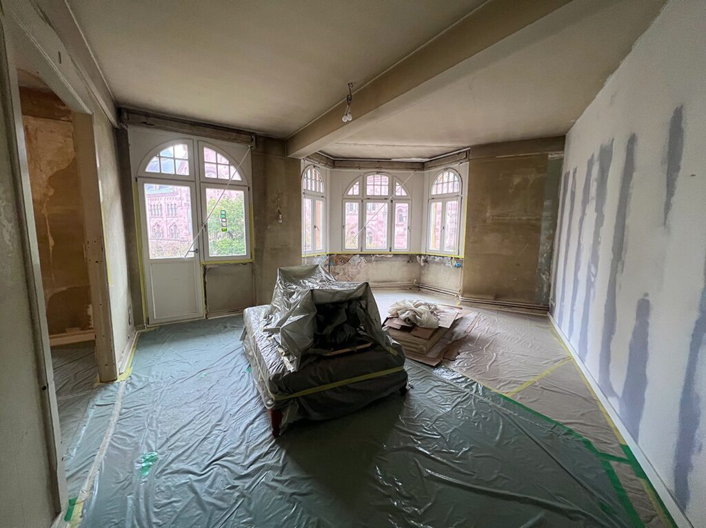 Intervention rénovation peinture Metz avant Intervention rénovation peinture Metz avant