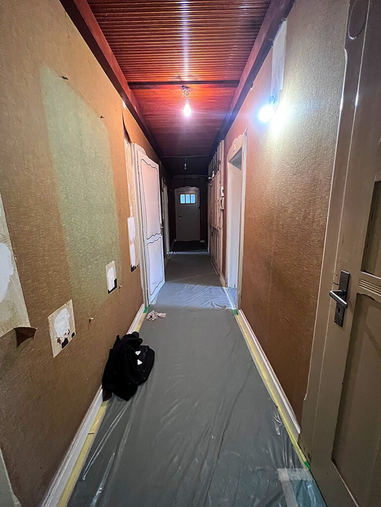 Retrait tapisserie metz avant Retrait tapisserie metz avant